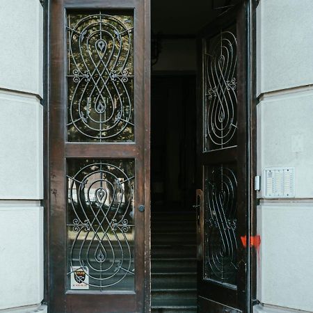 Dragon Apartment W Centrum Krasków Exteriör bild