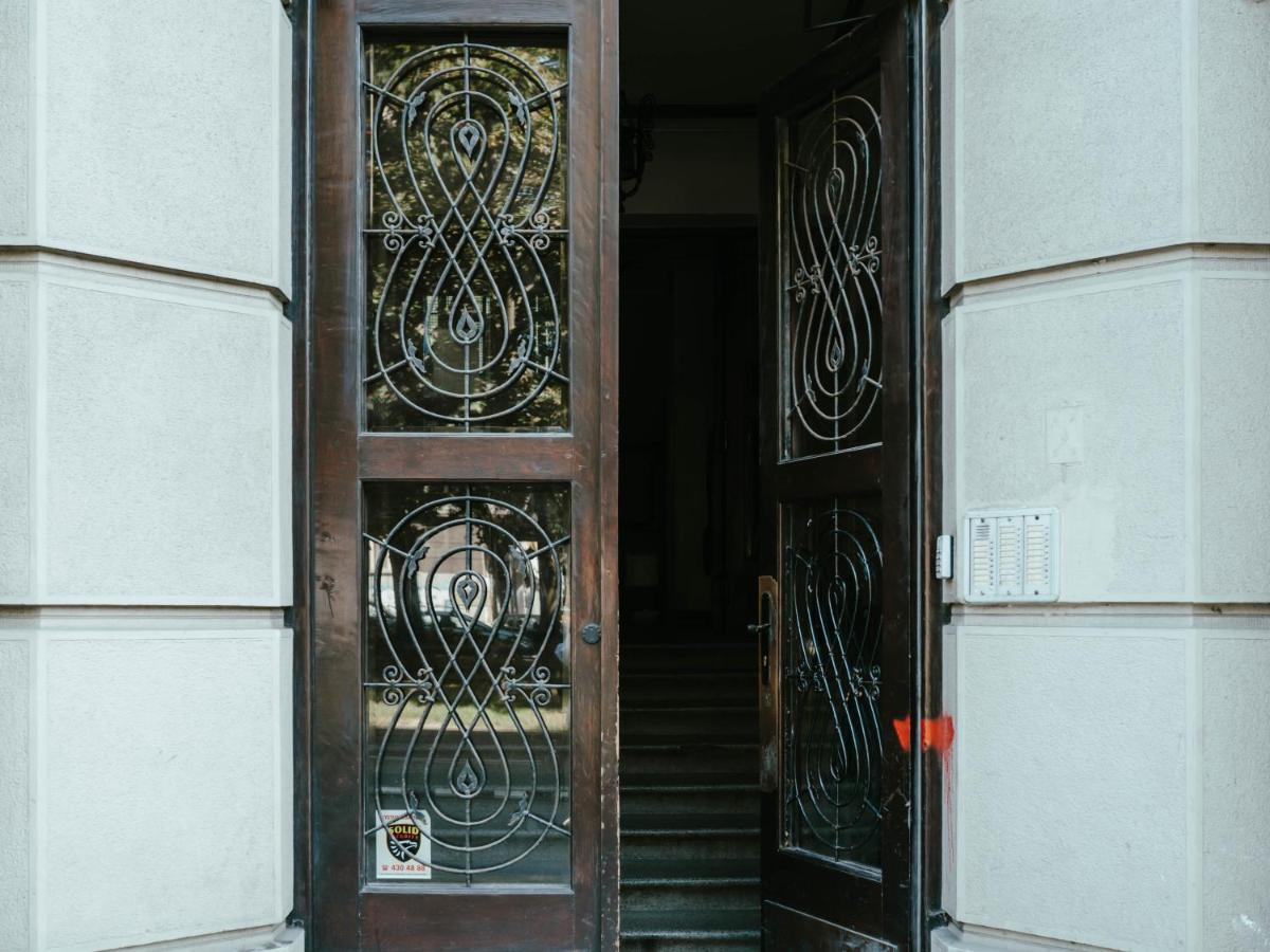 Dragon Apartment W Centrum Krasków Exteriör bild